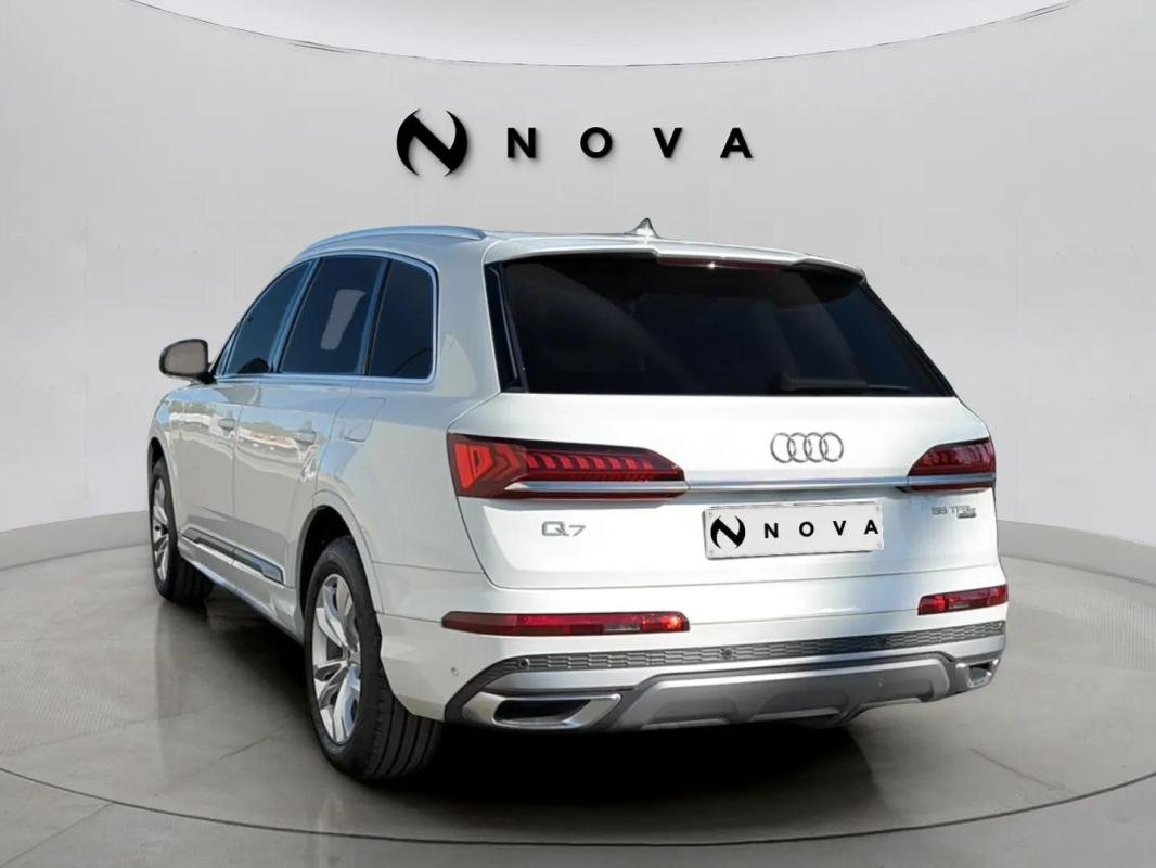 Audi Q7 - Photo 3