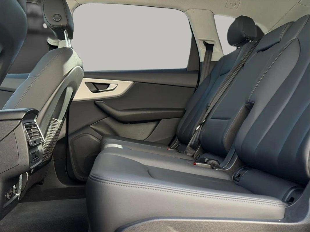 Audi Q7 - Photo 8