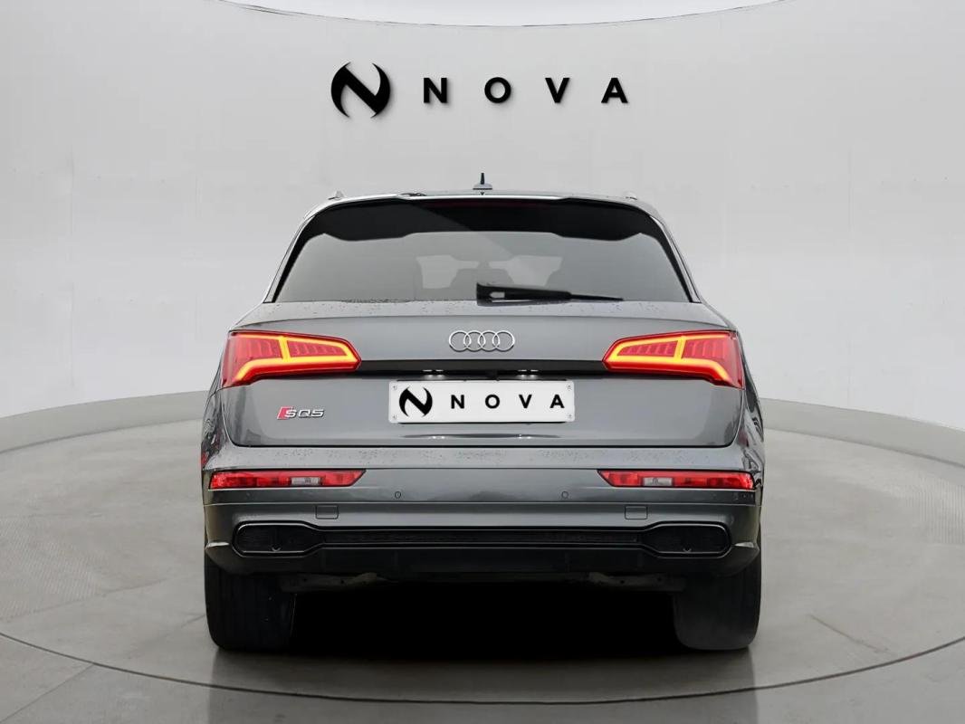 Audi SQ5 - Photo 2