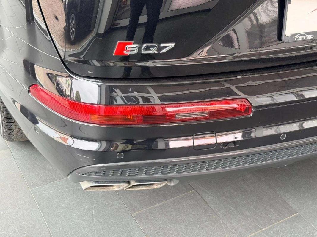 Audi SQ7 - Photo 14
