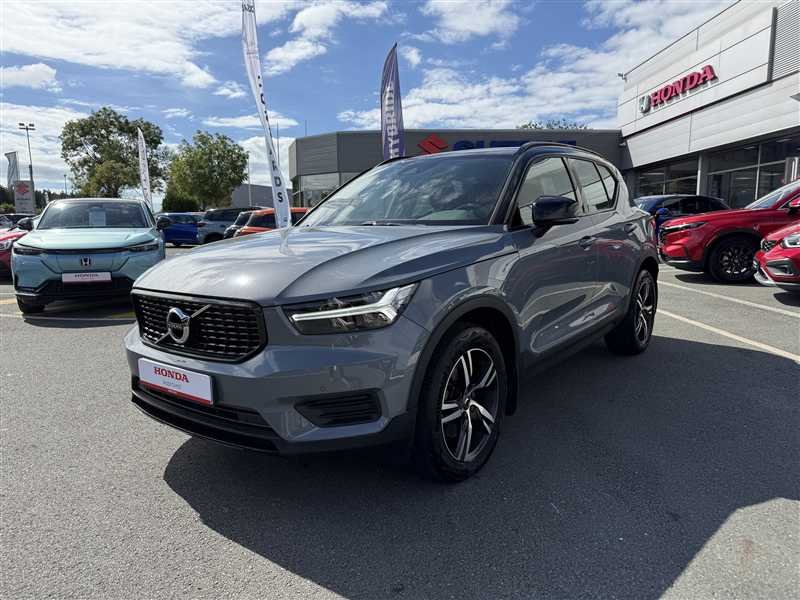 Volvo XC40 - Photo 3
