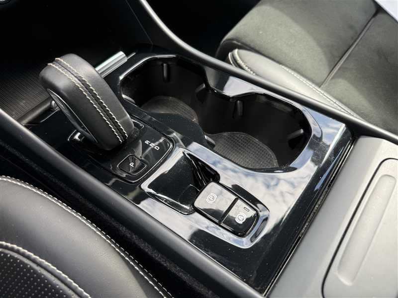 Volvo XC40 - Photo 9