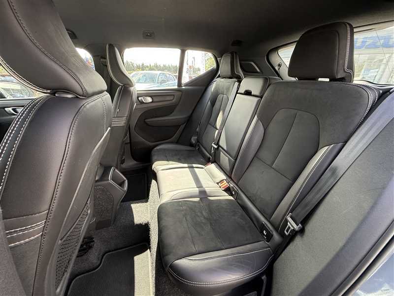 Volvo XC40 - Photo 10