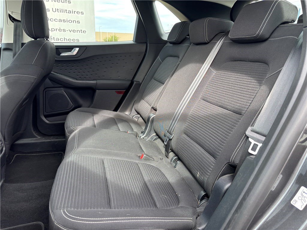 Ford Kuga - Photo 11