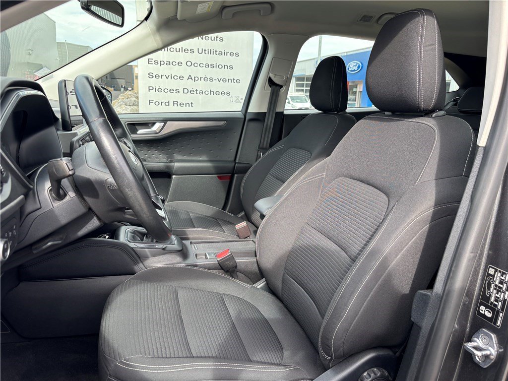 Ford Kuga - Photo 14