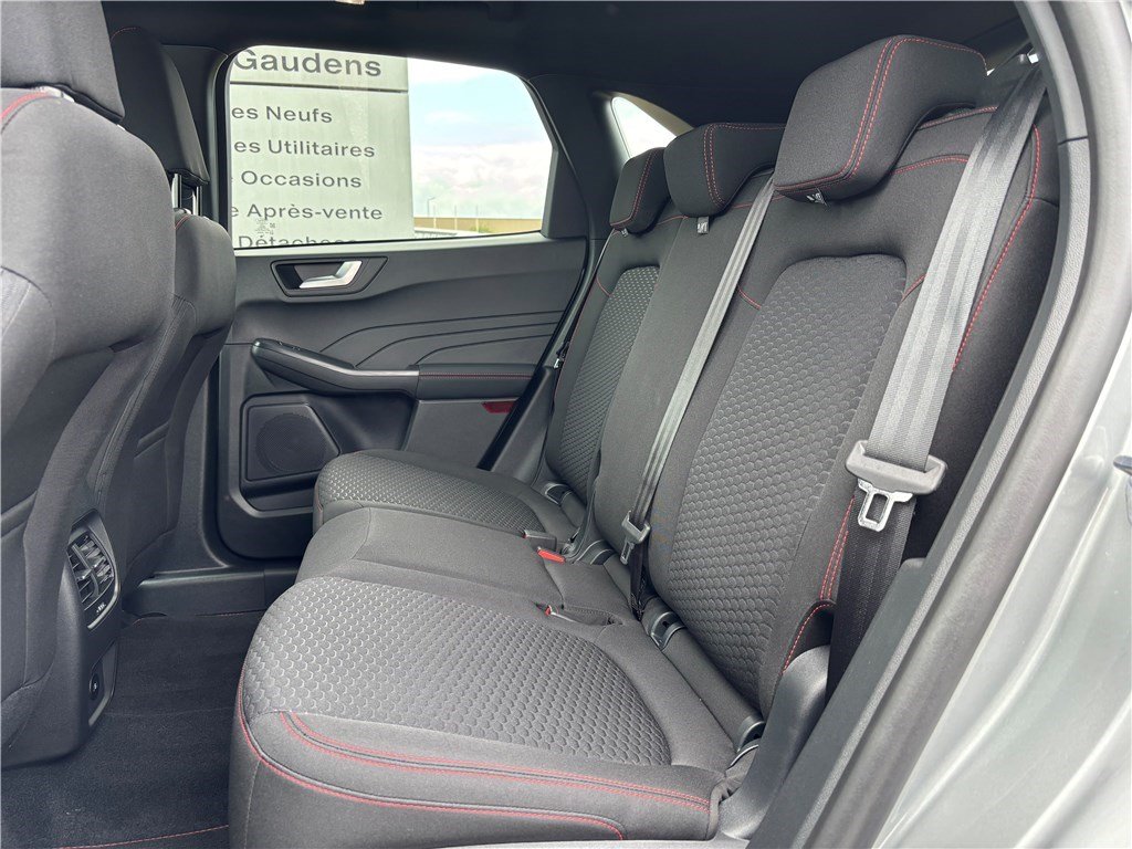 Ford Kuga - Photo 11