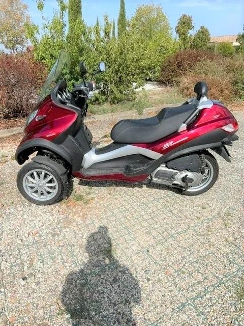 Piaggio MP3 - Photo 3
