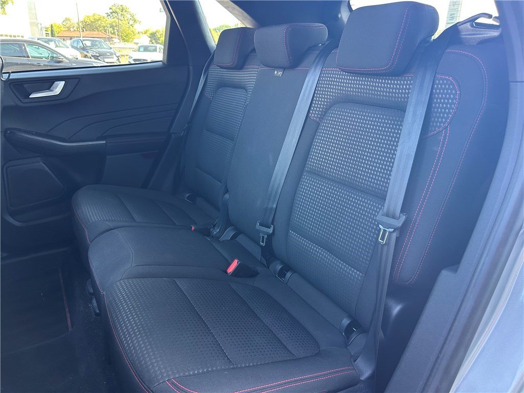 Ford Kuga - Photo 13