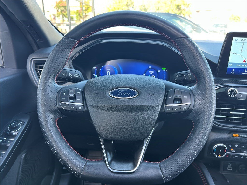Ford Kuga - Photo 15