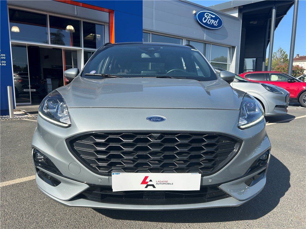 Ford Kuga - Photo 2