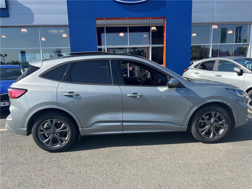 Ford Kuga - Photo 4