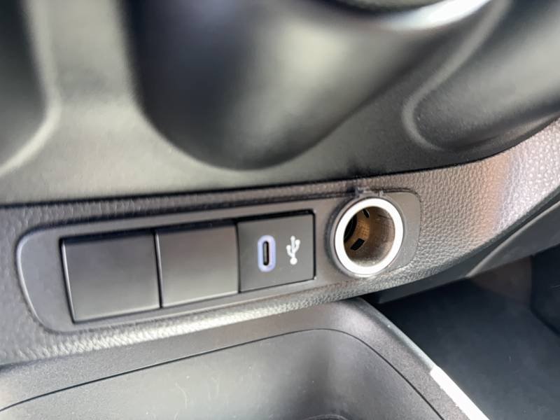 Toyota aygo x - Photo 18