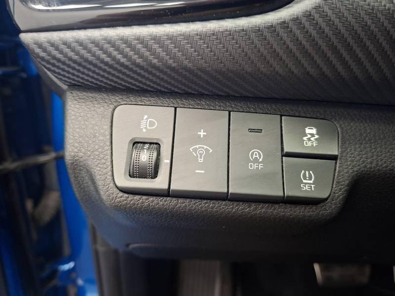 Kia Rio - Photo 17