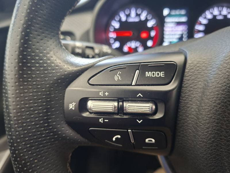 Kia Rio - Photo 20