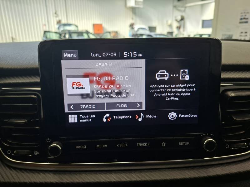 Kia Rio - Photo 22