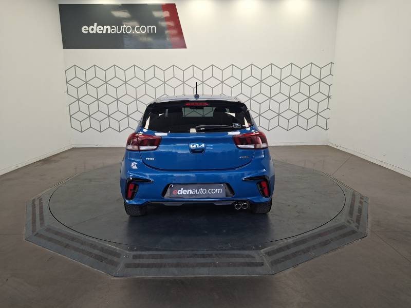 Kia Rio - Photo 6