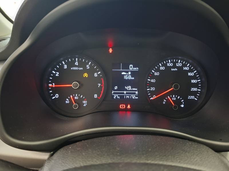 Kia Rio - Photo 18