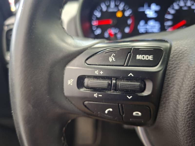Kia Rio - Photo 19