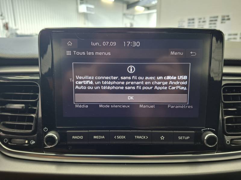 Kia Rio - Photo 24