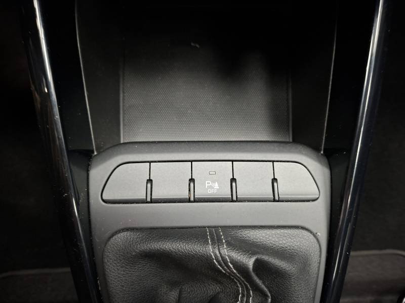 Kia Rio - Photo 27