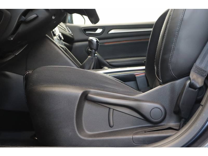 Renault Mégane - Photo 13