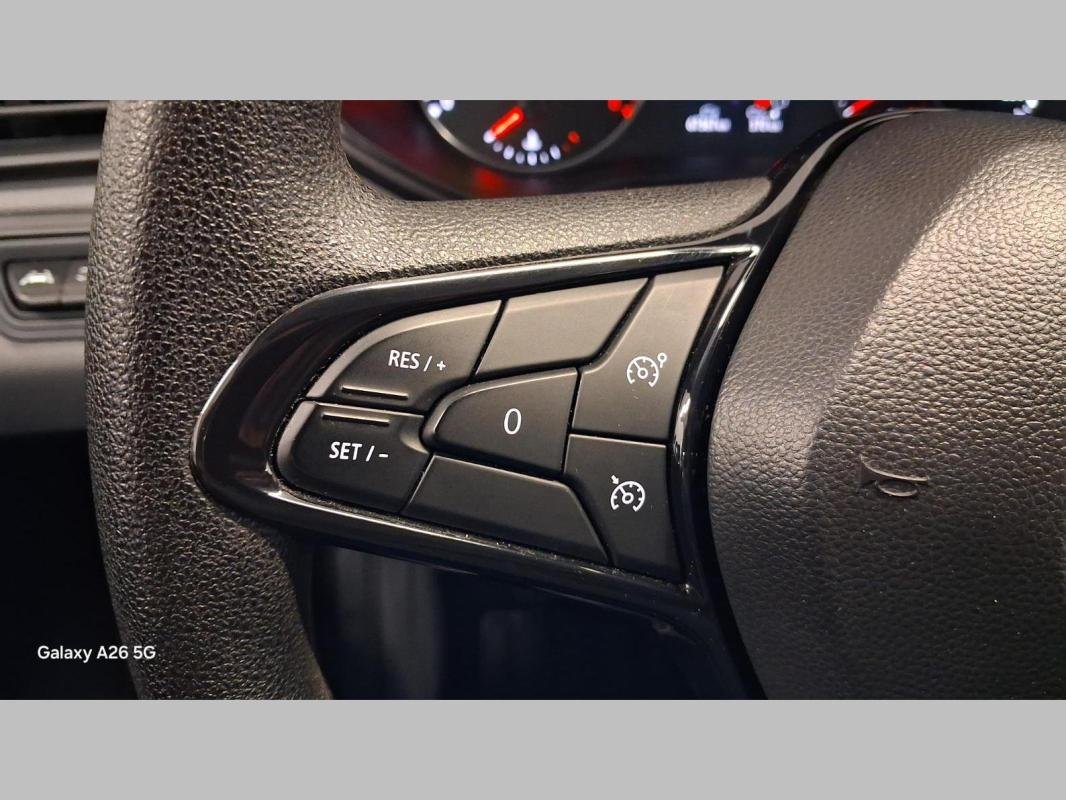 Renault Clio - Photo 14