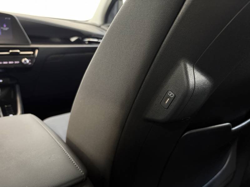 Kia Niro - Photo 35