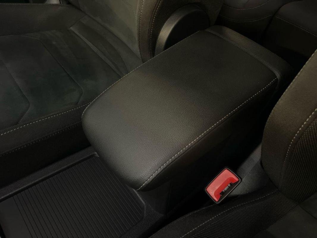 Volkswagen Tiguan - Photo 12