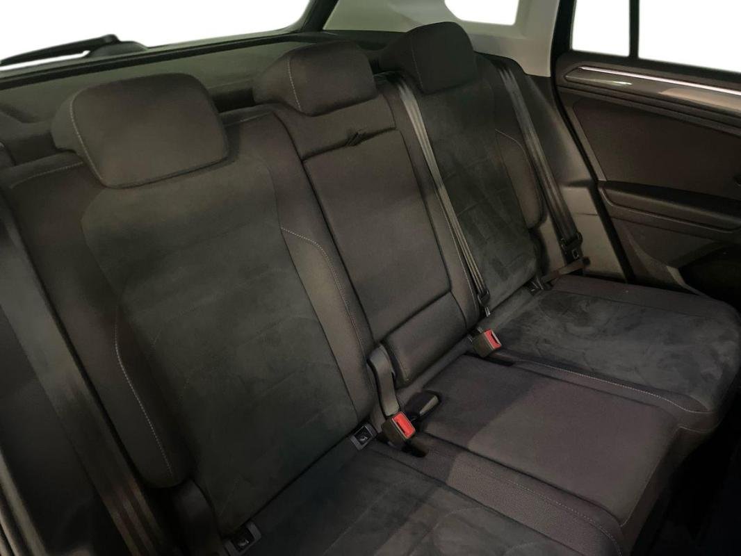 Volkswagen Tiguan - Photo 23