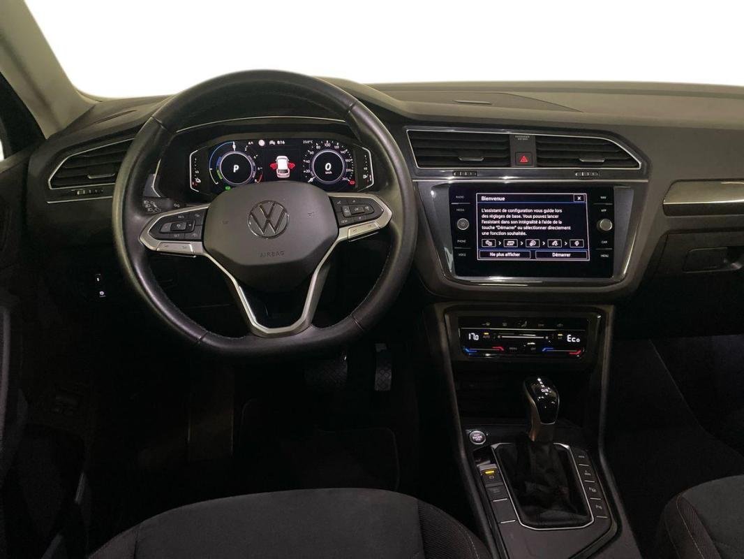 Volkswagen Tiguan - Photo 24