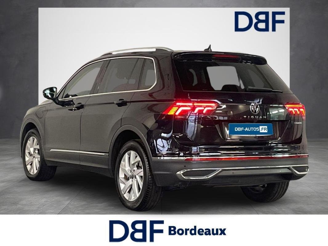 Volkswagen Tiguan - Photo 3