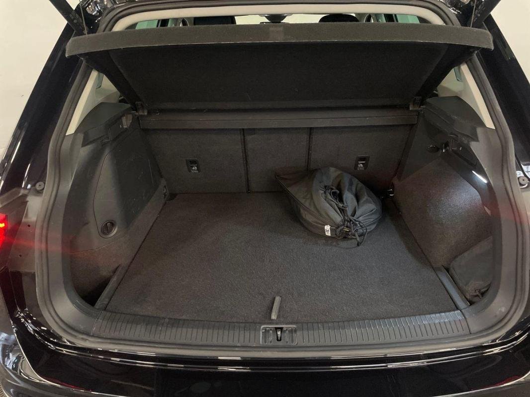Volkswagen Tiguan - Photo 31