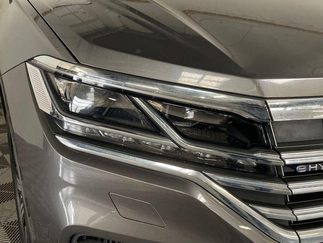 Volkswagen Touareg - Photo 25