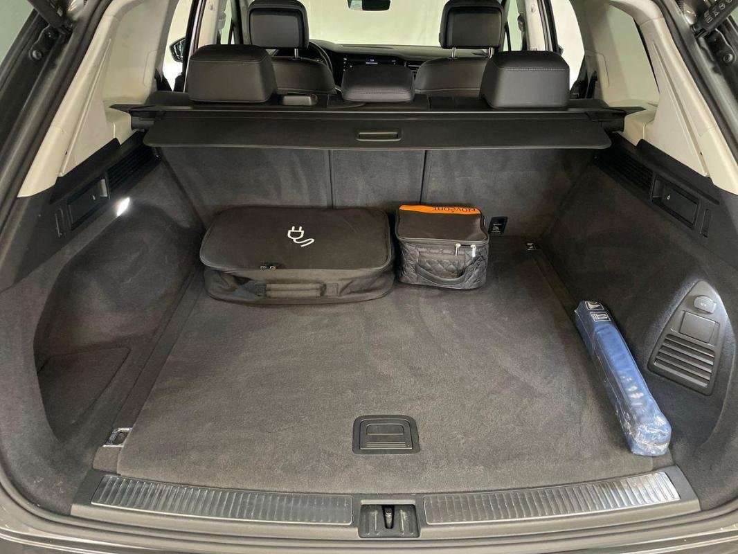 Volkswagen Touareg - Photo 31