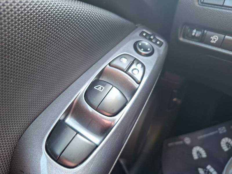 Nissan Juke - Photo 24