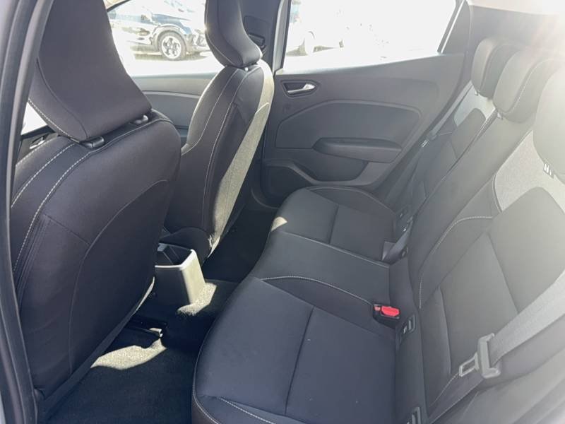 Renault Clio - Photo 16