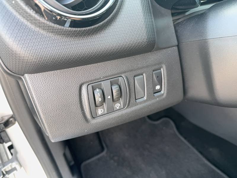 Renault Clio - Photo 18