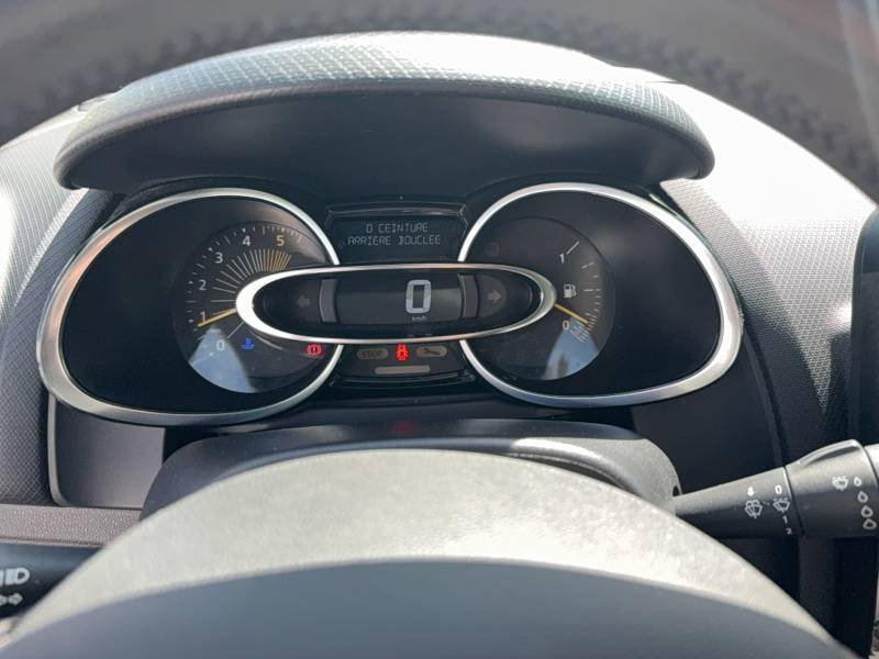 Renault Clio - Photo 23