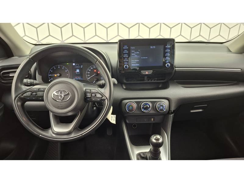 Toyota Yaris - Photo 11