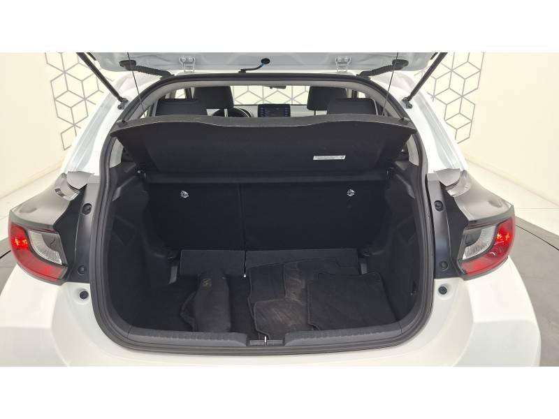 Toyota Yaris - Photo 17