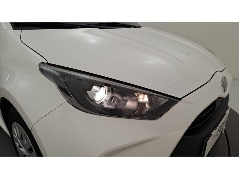 Toyota Yaris - Photo 18