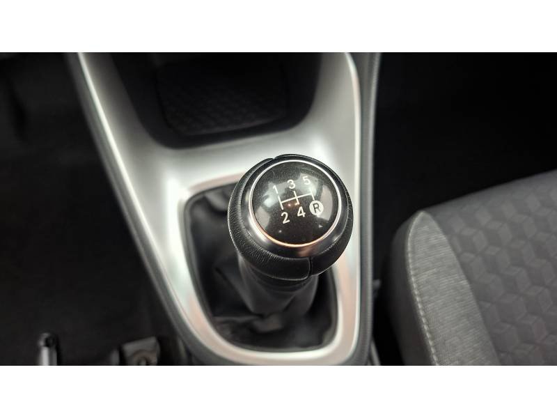 Toyota Yaris - Photo 19