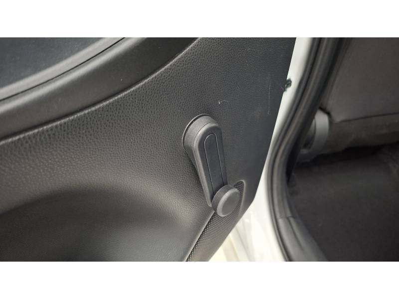 Toyota Yaris - Photo 30