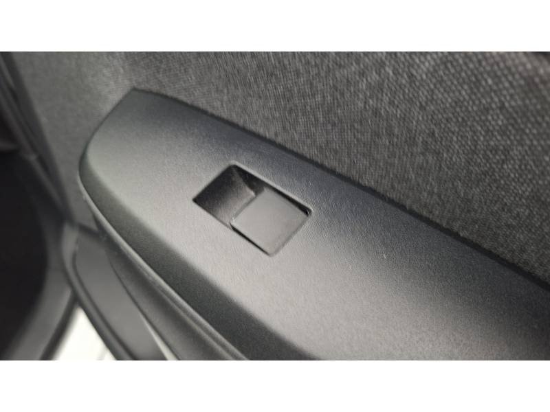 Toyota Yaris - Photo 37