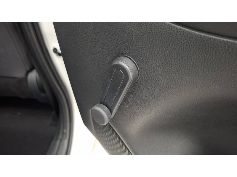 Toyota Yaris - Photo 40