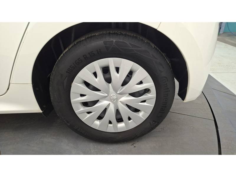 Toyota Yaris - Photo 9