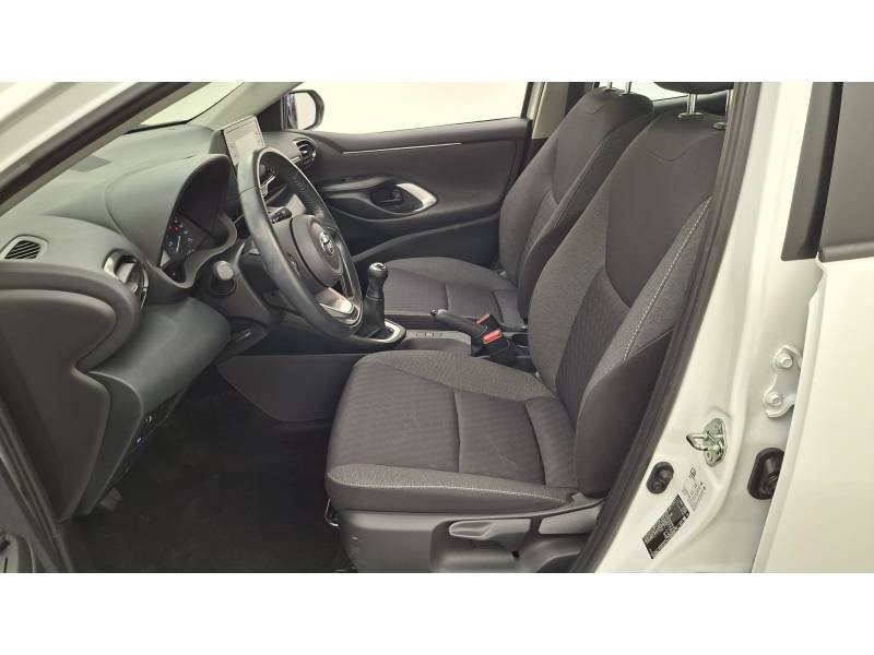 Toyota Yaris - Photo 10