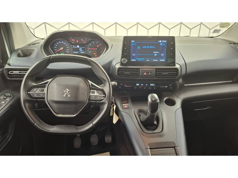 Peugeot Rifter - Photo 11