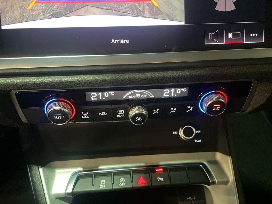 Audi Q3 - Photo 19