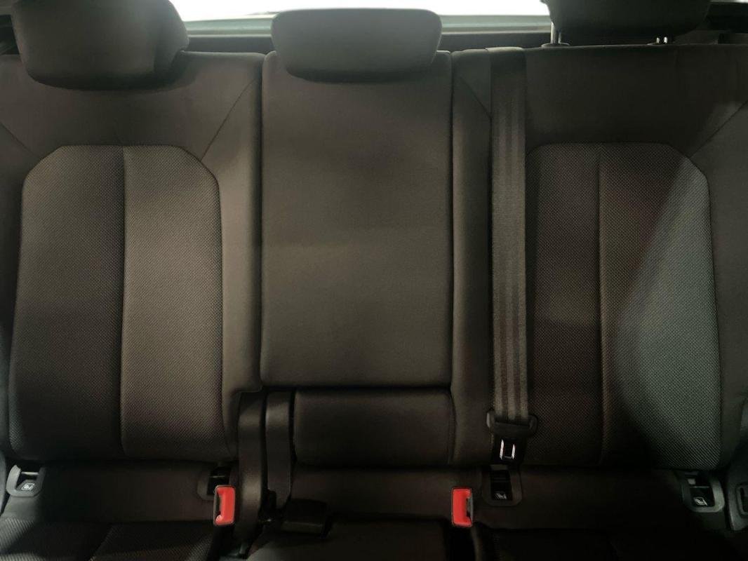 Audi Q3 - Photo 22